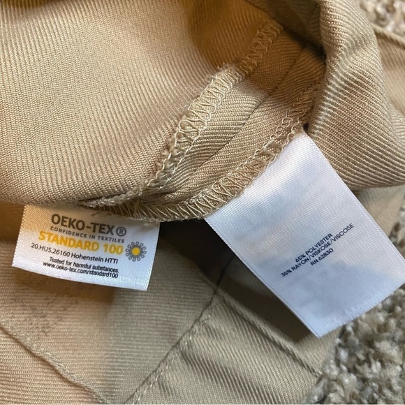 Lands’ End Girls School Uniform Box Pleat Skirt Size 16 - Picture 10 of 11